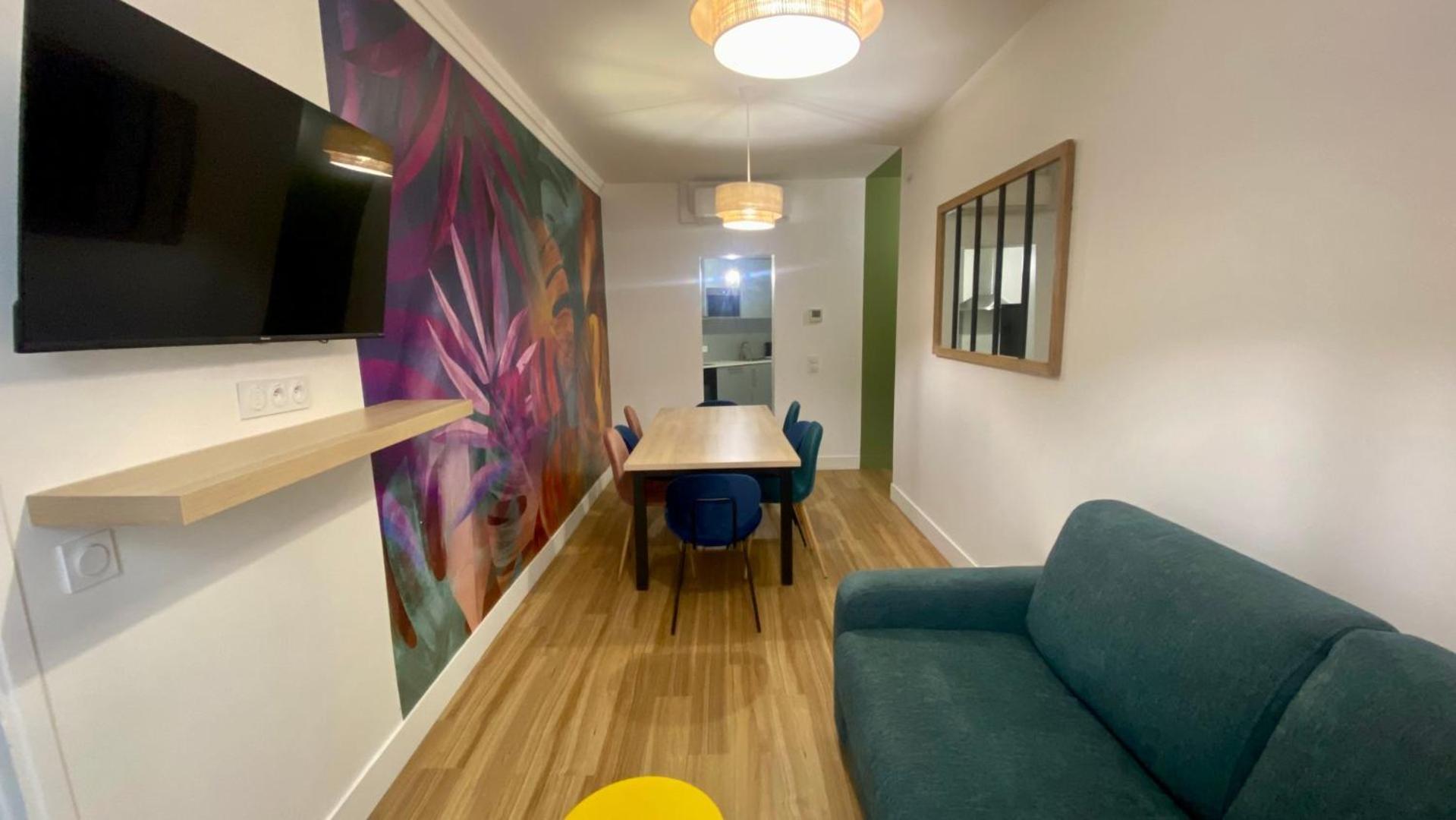 Appartement Lumineux Proche Saint-Lazare - 8P Paris Exterior photo