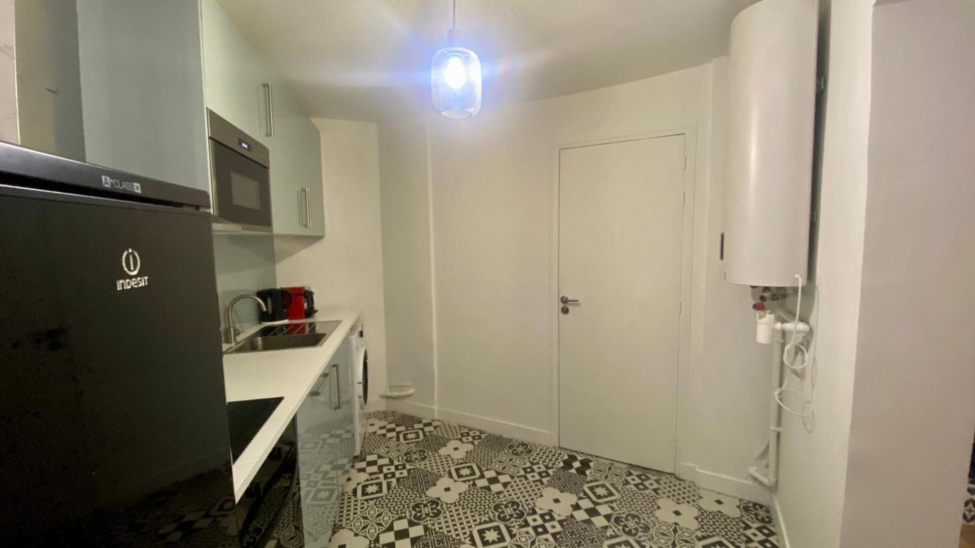 Appartement Lumineux Proche Saint-Lazare - 8P Paris Exterior photo
